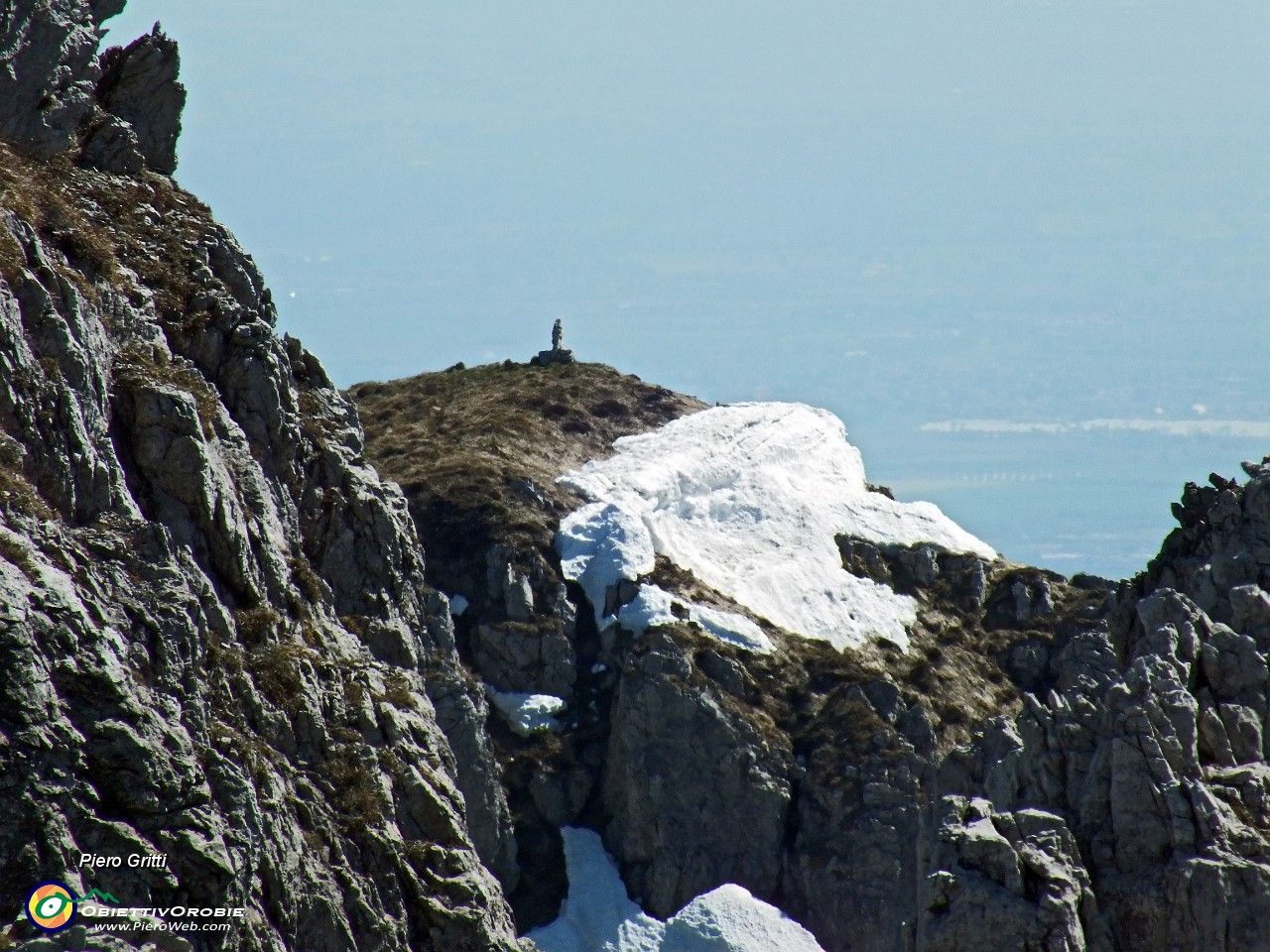 79 Zoom in Cima Quarenghi (1659 m).JPG
